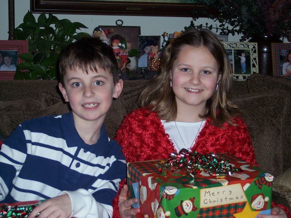 14 Things You Relate To If You Grew Up WithOUT Any Cousins