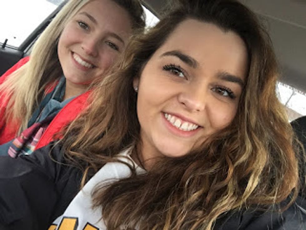 Rooming With Someone You Know Isn't A Bad Idea