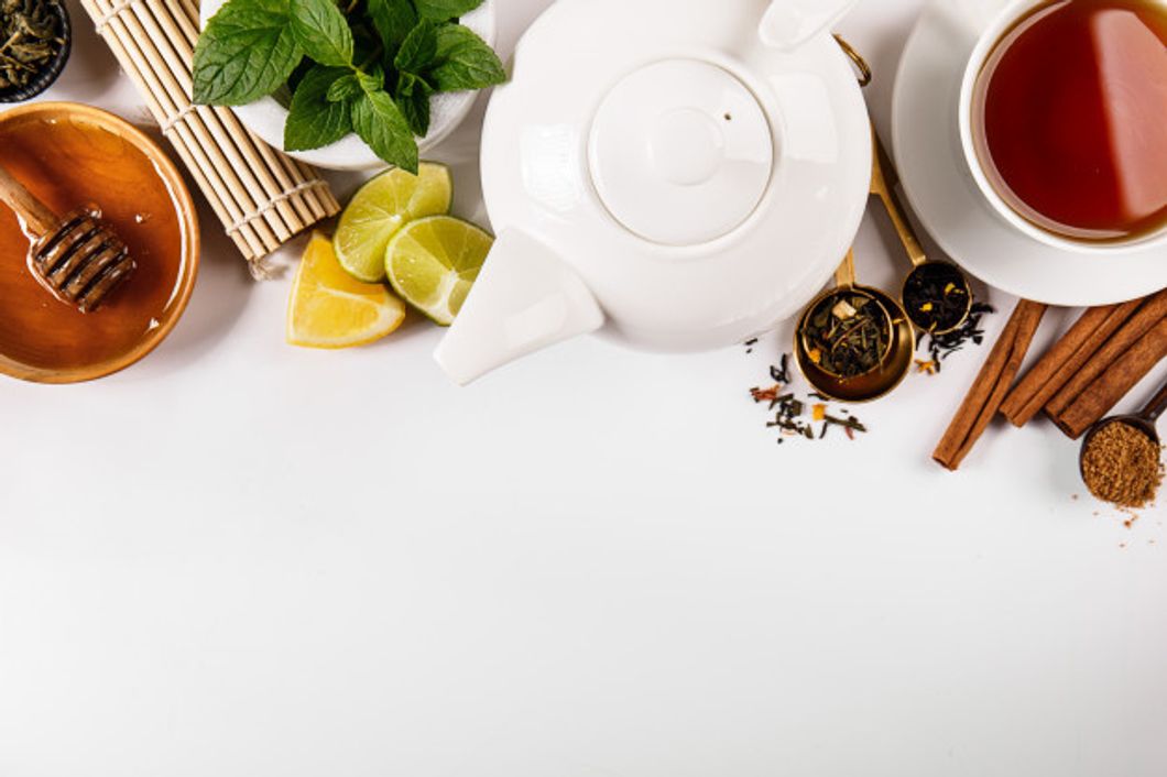 These Are The Top 6 Teas To Drink This Winter Season