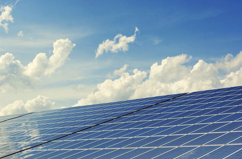 Going Green for Good: 3 Benefits of Solar Energy