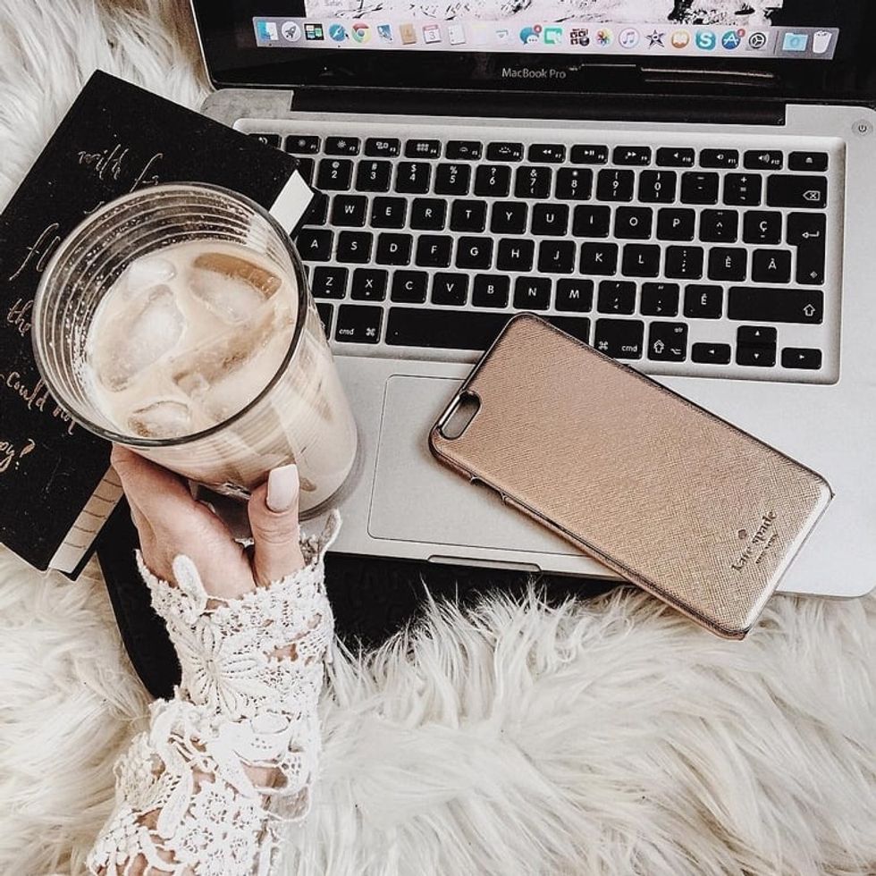 Channeling Your Inner #GIRLBOSS, Morning Routine