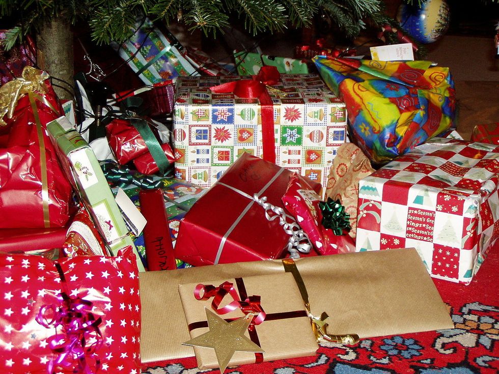 Secret Santas Are The Best Way To Show Everyone Your Holiday Cheer — On A Budget