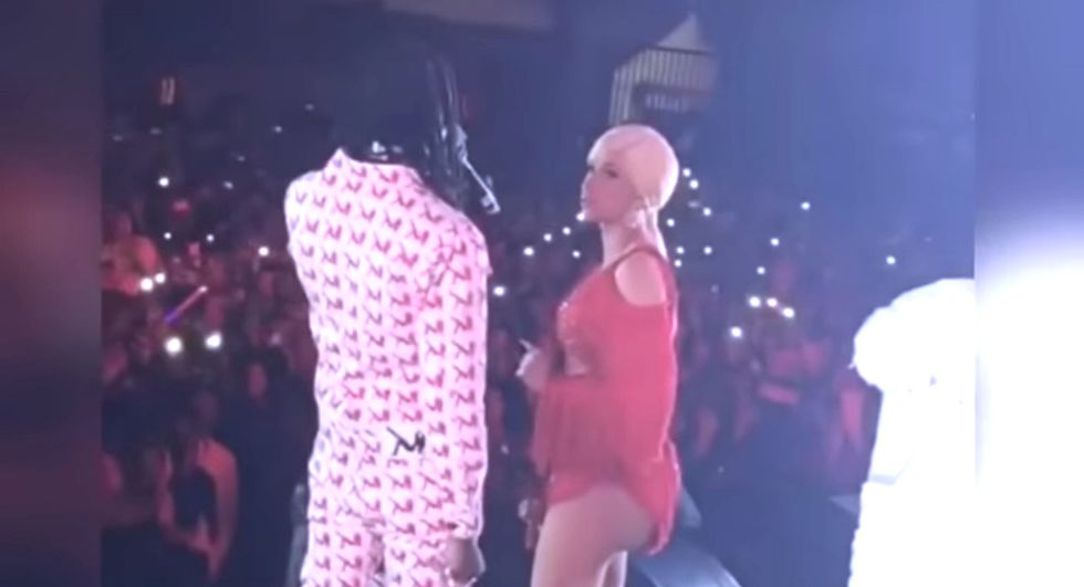 Offset Interrupting Cardi B On-Stage To Beg Her For Forgiveness Is The Epitome Of Male Privilege