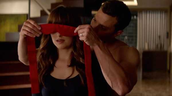 7 Bondage And Submission Sex Positions For People On The Naughty List This Season