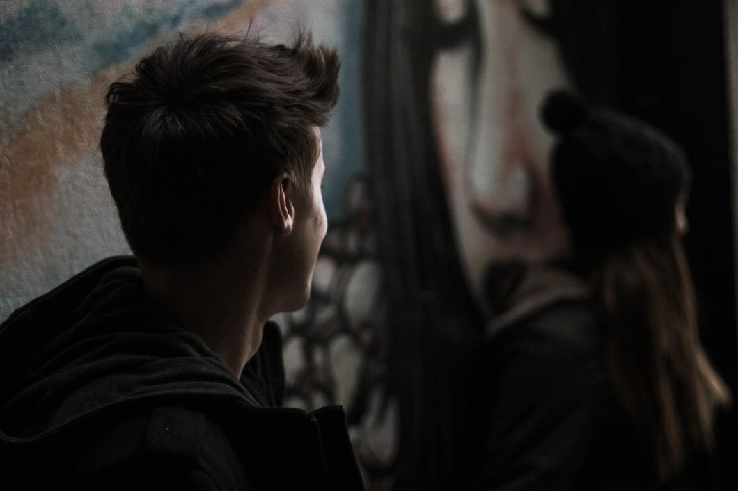 6 Lines Guys Tell Girls On A Daily Basis That Are Lies