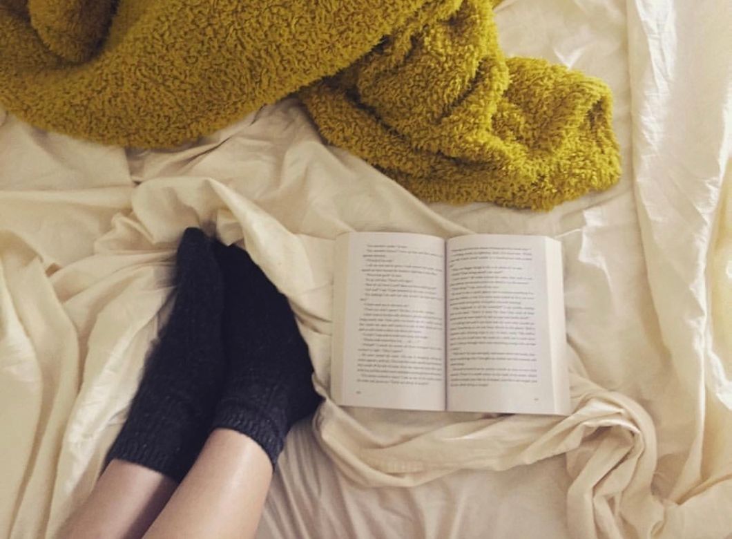 20 Odd Habits Every Bibliophile Has Even If They Won't Admit It