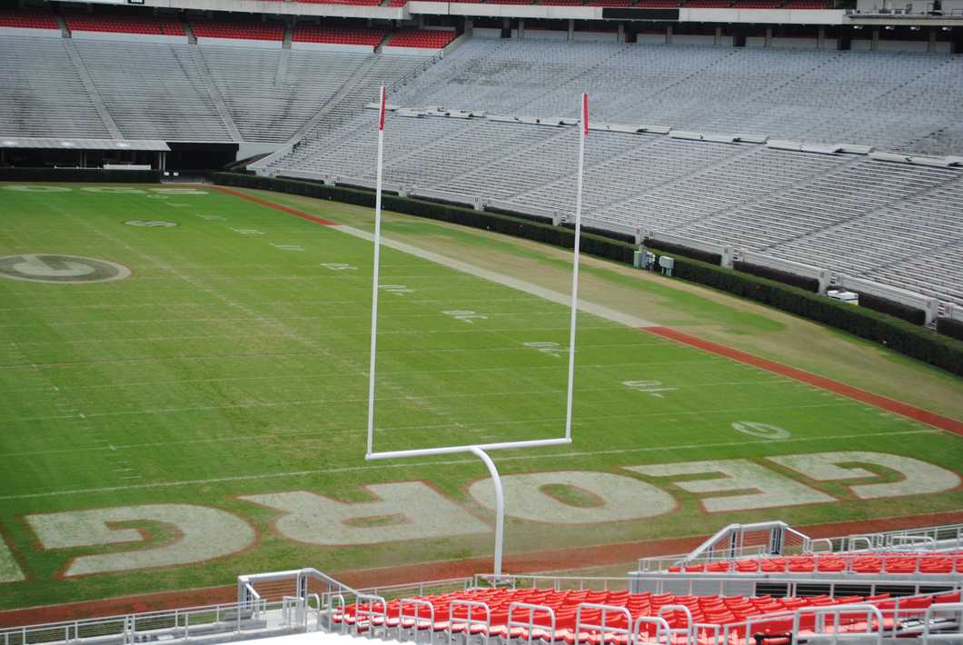 Should Justin Fields Really Look To Transfer?