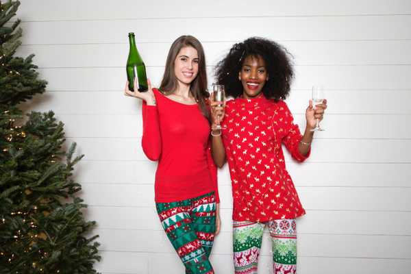 30 Ways To Fulfill New Year's Resolutions