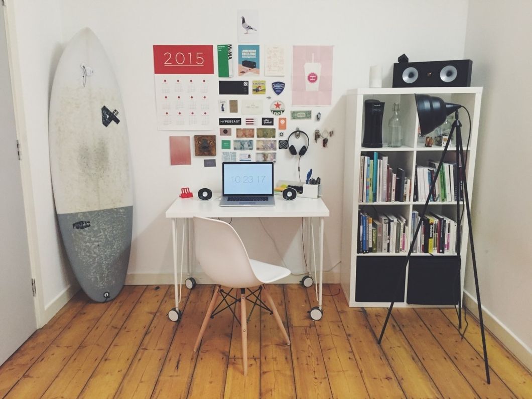 How To Create The Perfect Study Space In Your Dorm To Rock Next Semester