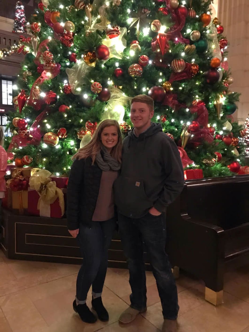 10 Reasons Having A Boyfriend Is Especially Awesome Around The Holidays