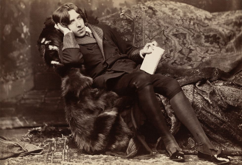 Oscar Wilde, A Venture In Public Shaming, And A Lesson In Transfiguration