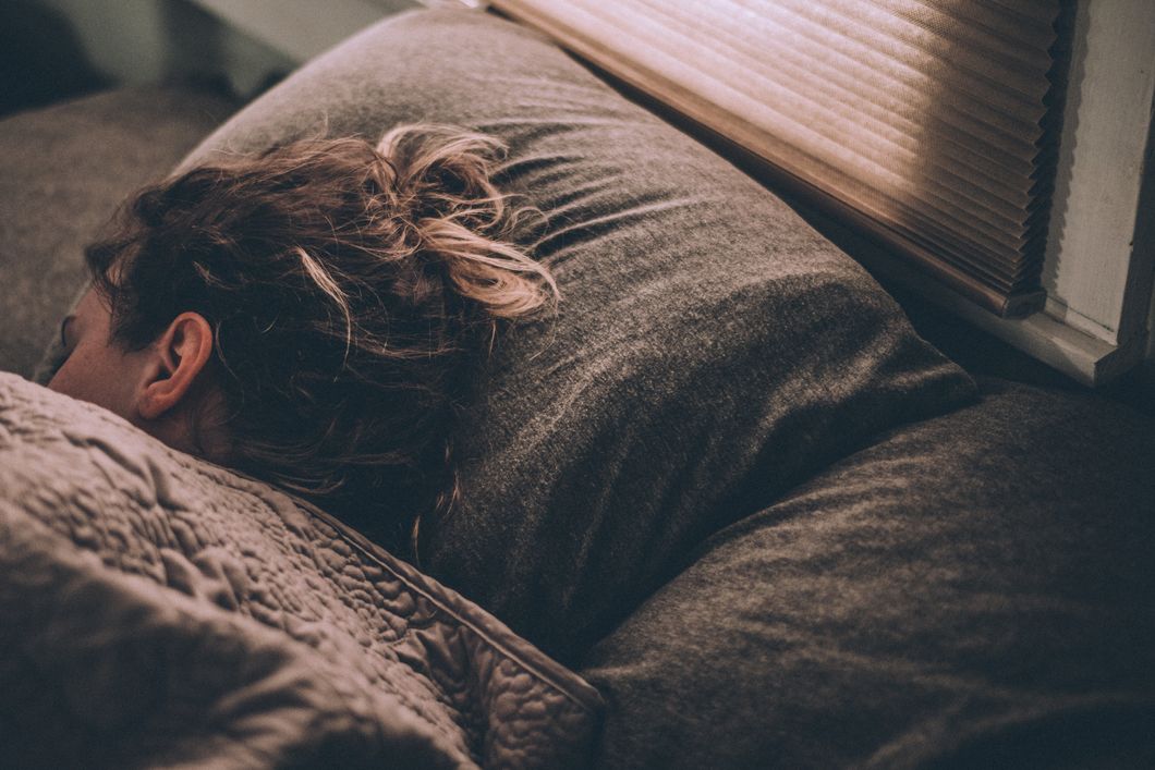 25 Thoughts I Have At Night When Anxiety Wakes Me Up