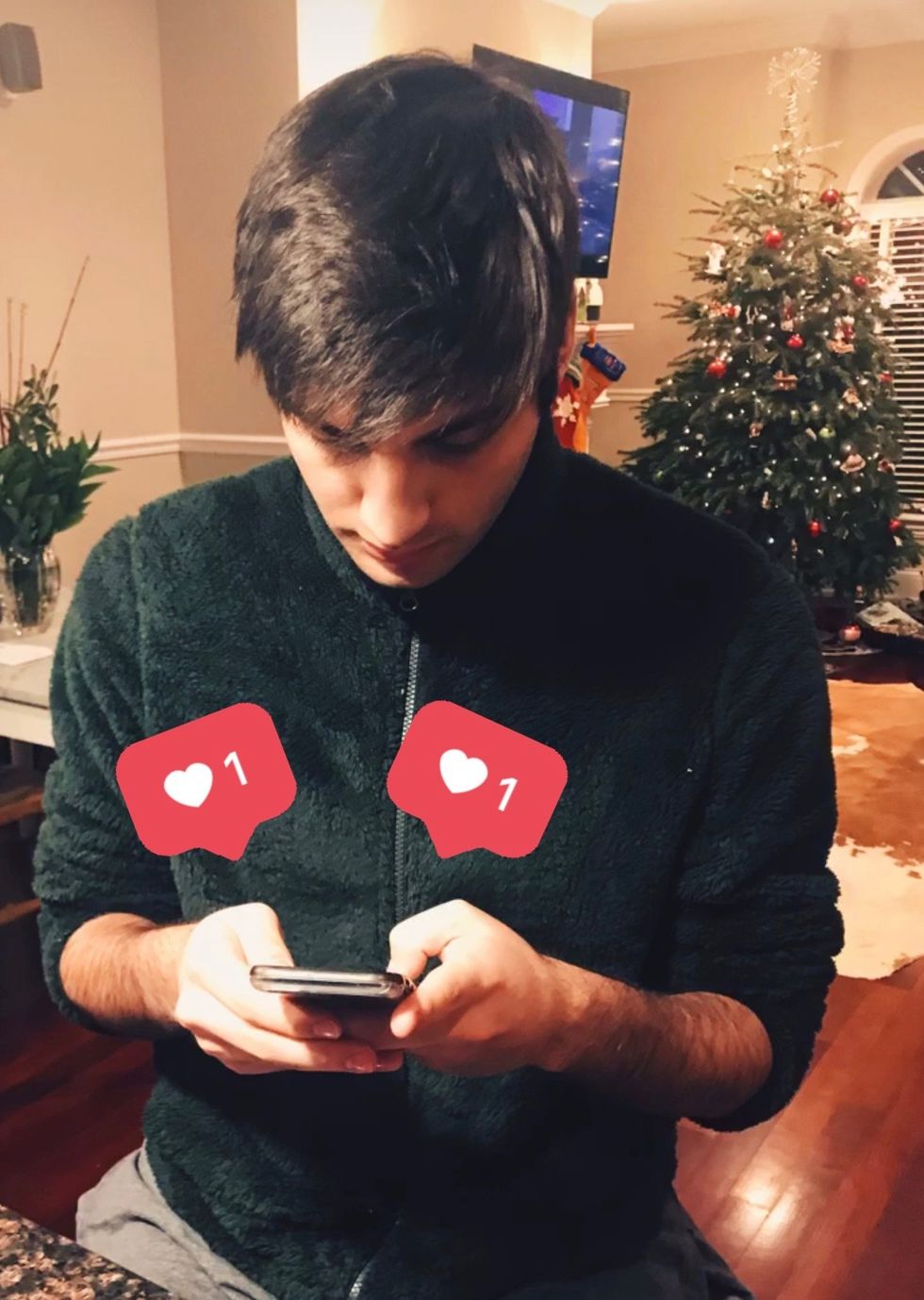 Our Digital Connections Are Dividing Our Real-Life Relationships