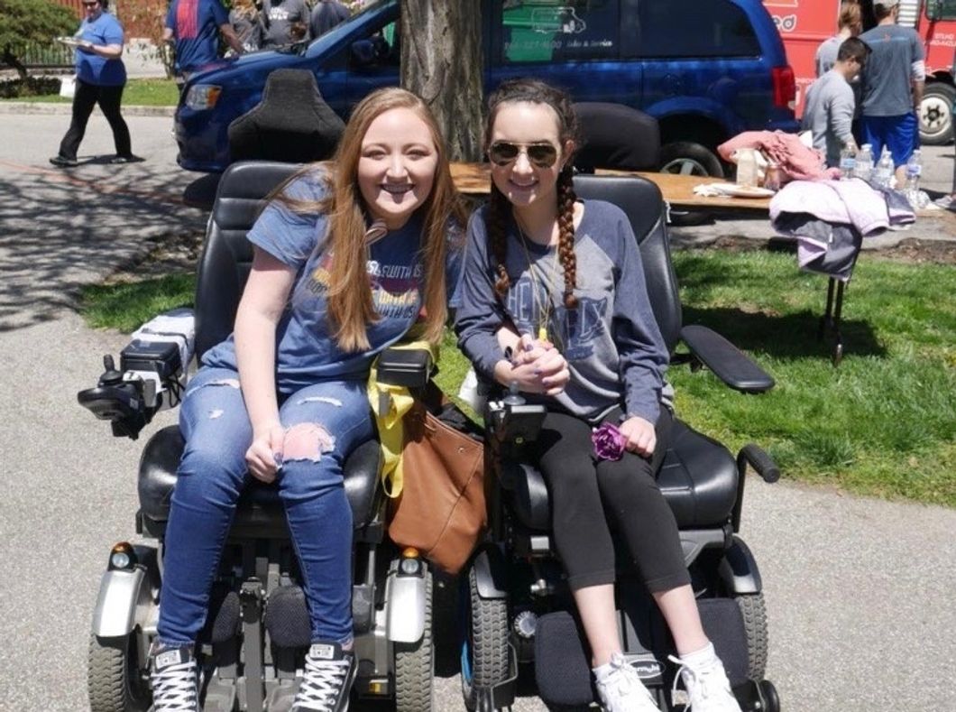 Most Incoming Freshmen Are Only Worried About Making Friends, But I'm Worried About When To Tell My New Friends About My Disability