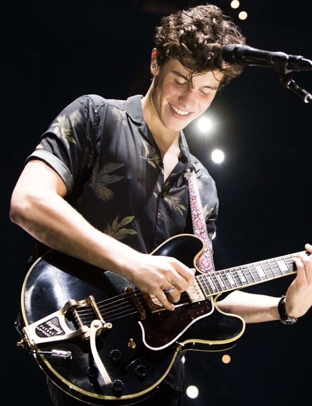 The 'Shawn Mendes' Album Should Be On Your Playlist