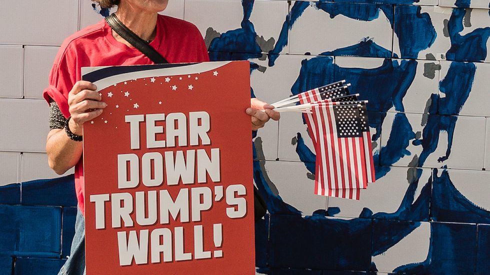 News Flash: 'Building The Wall' Is Still A Dumb Idea And Always Will Be