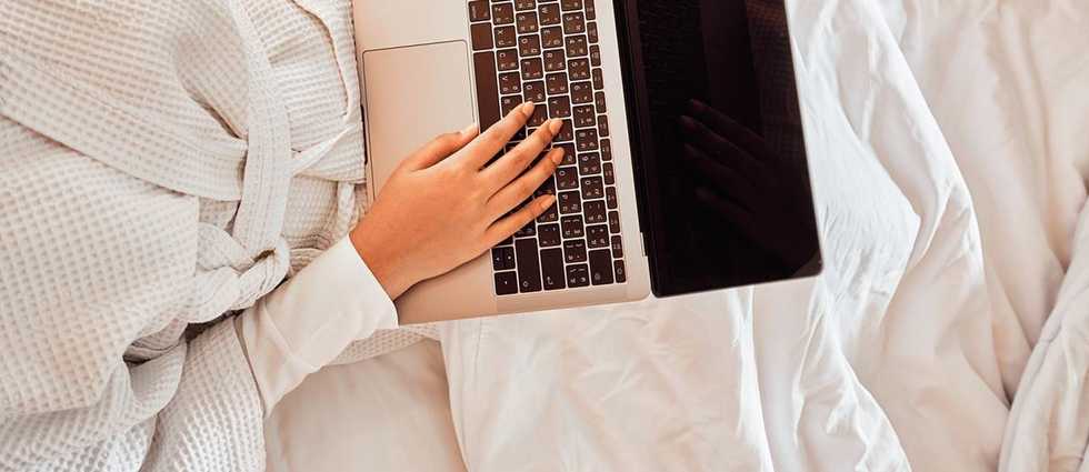 HOW TO SAVE MONEY ON A WEDDING – TOP 27 WAYS