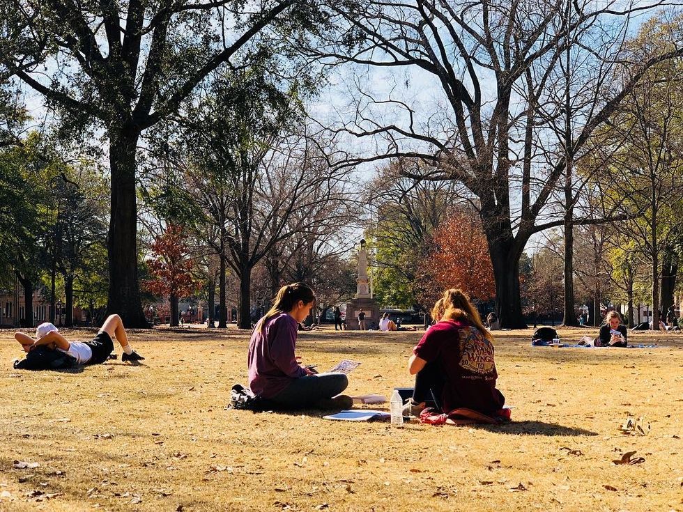 I've Been Stuck In The 'Junior Slump' And It Is Making This My Worst Year Of College Yet