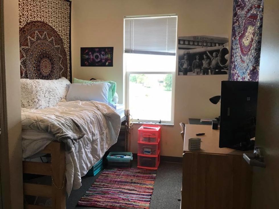 5 Things You Need To Survive Second Semester, Just Trust Me