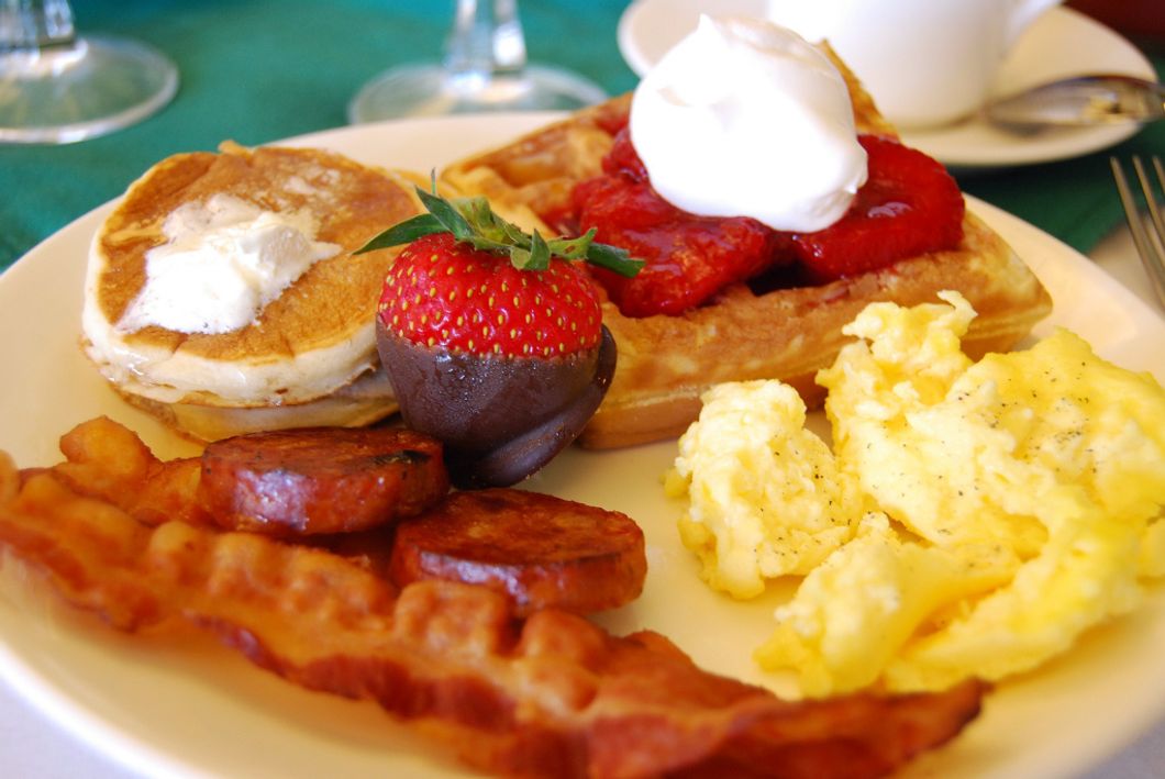 5 'Healthy' Breakfast Ideas For The Girl Who Always Skips Breakfast