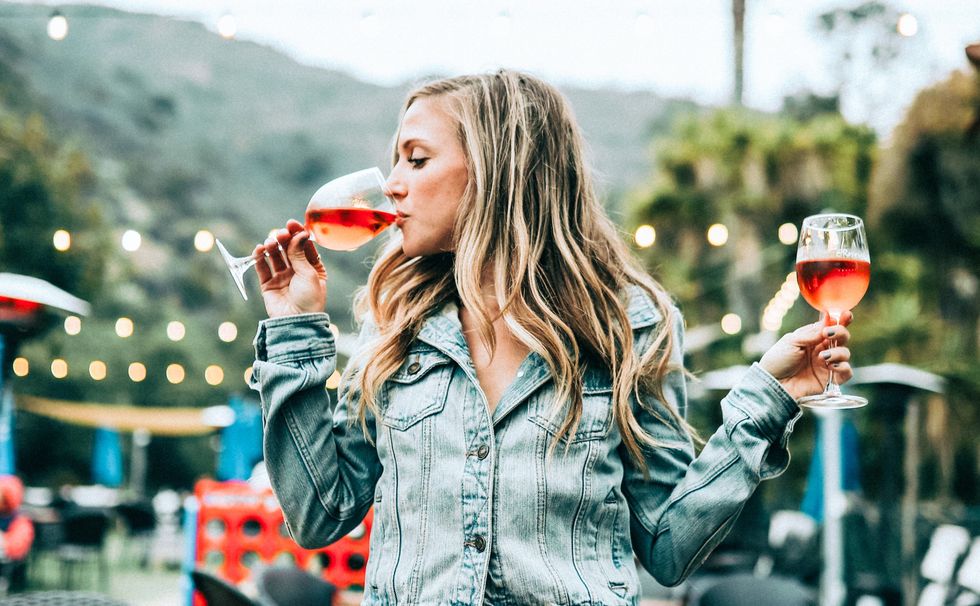 If You're Sad About Being Single This Valentine's Day, Cut That Shit Out And Celebrate Thirsty Thursday Instead