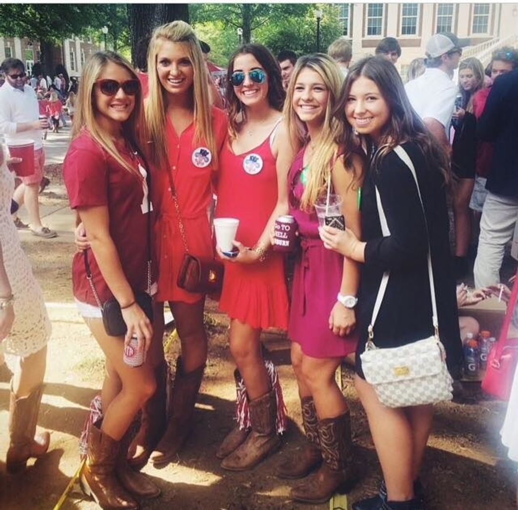 12 Things You Know Are 100% True When You Go To A Party School In The South
