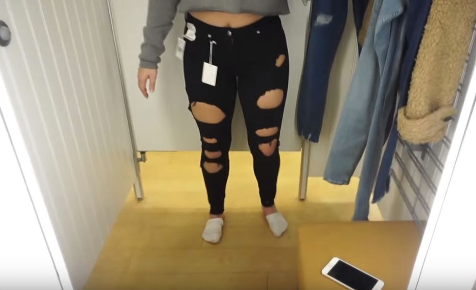 The 9 Stages Of Going To Homegoods, TJ Maxx, and Marshalls For Every Broke College Girl