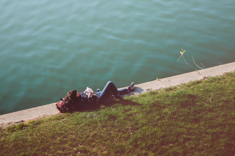 13 Struggles Of Being An Introvert In An Extrovert's Major