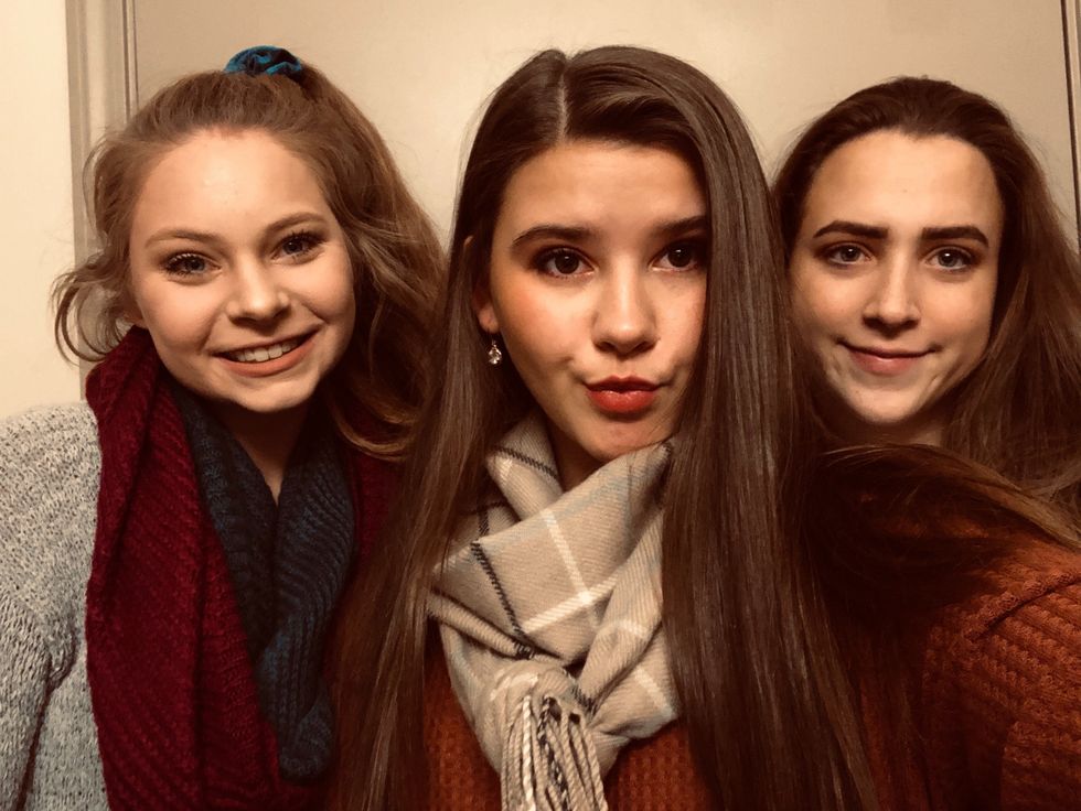 First They Were Strangers, Then They Were Your Roommates, Now They Are Just Your Best Friends