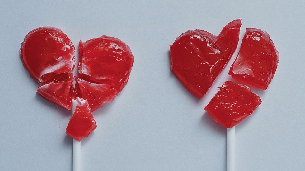 Sorry To Break Your Heart, But Love Sucks And So Do Each Of The 5 Love Languages