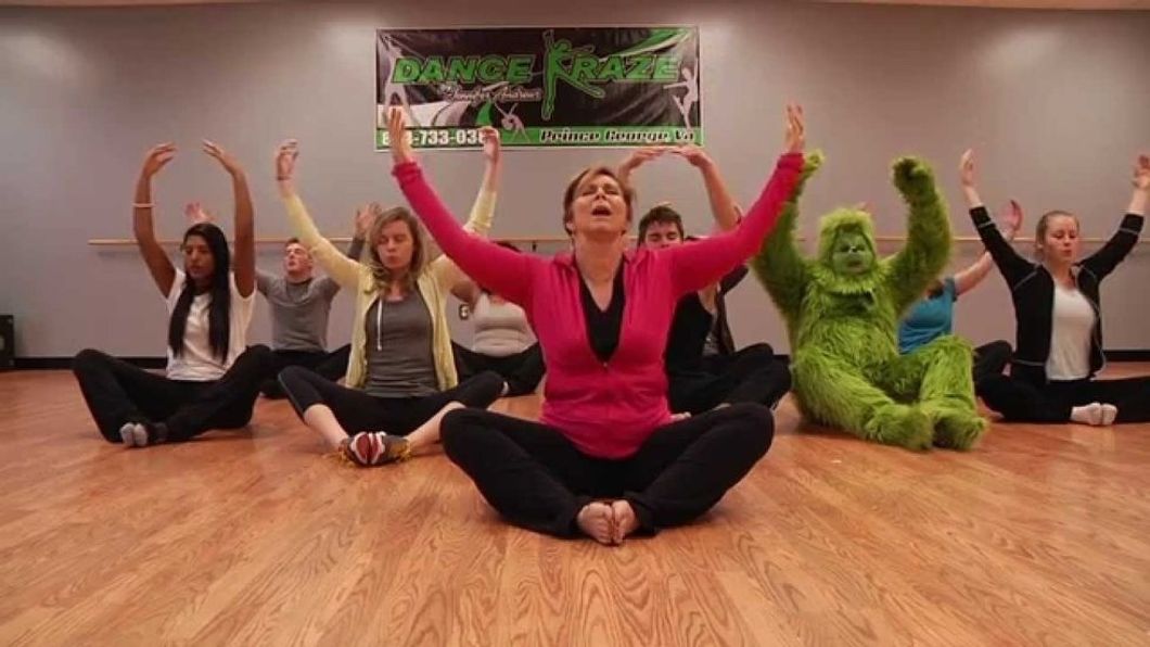 I'm The Girl Who Accidentally Laughed In Your Yoga Class, And I Am Deeply Sorry