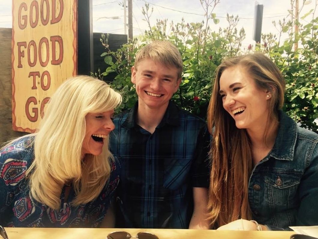 Some Of You Don't Call Your Mom Everyday And It Really Shows