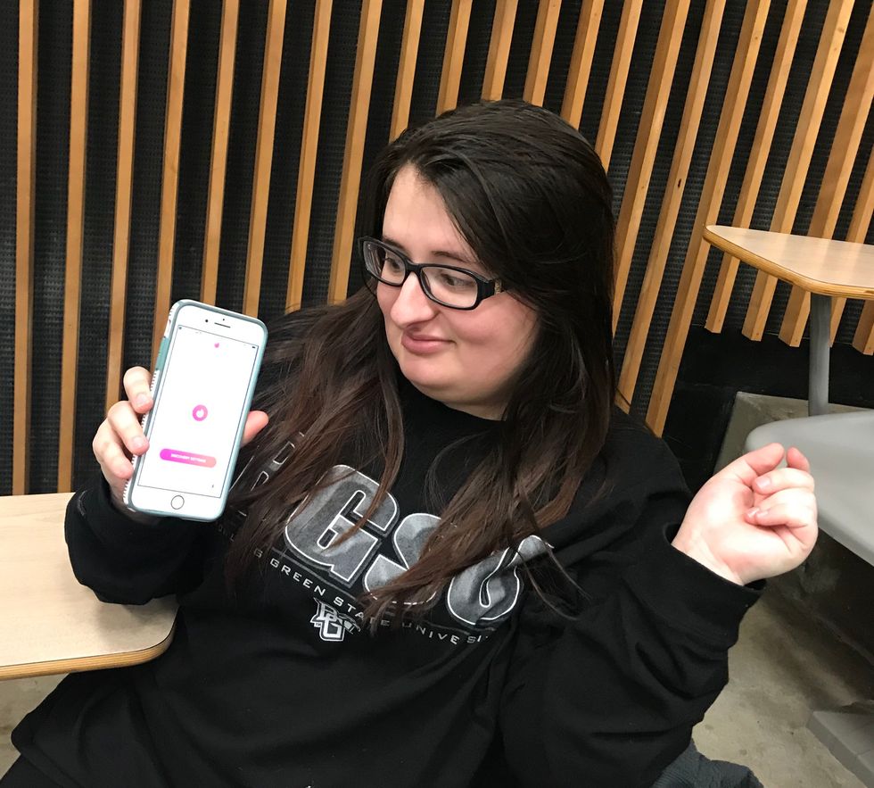 17 Tinder Profiles I'm 100% NOT Swiping Right On