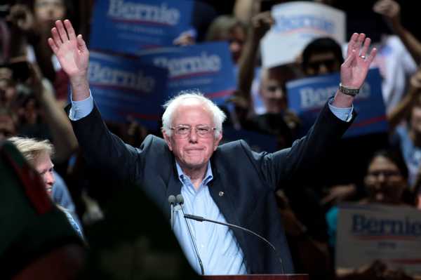 5 Reasons I'll Be Voting For Bernie Sanders...Again