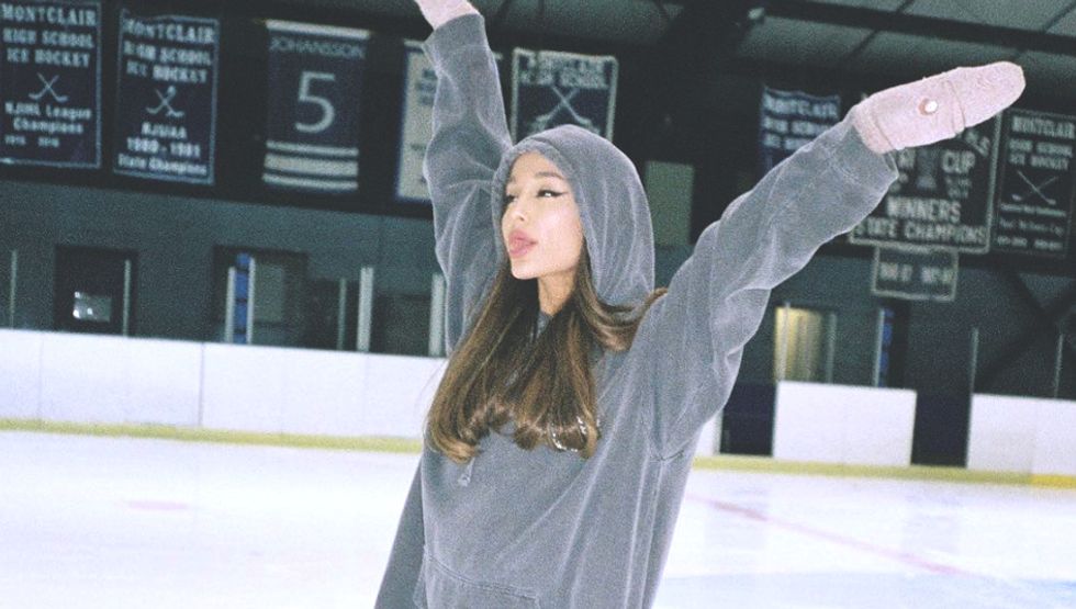 7 Reasons Hoodies Are Way Better Than The Boys You Inevitably Steal Hoodies From
