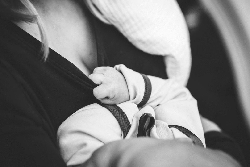 Shaming Women For Public Breastfeeding Is Not Ok