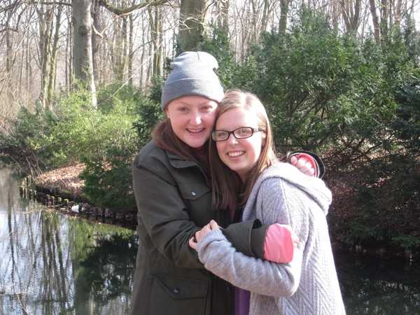 It's A Blessing And A Curse Having A Long-Distance Best Friend, But Remember This