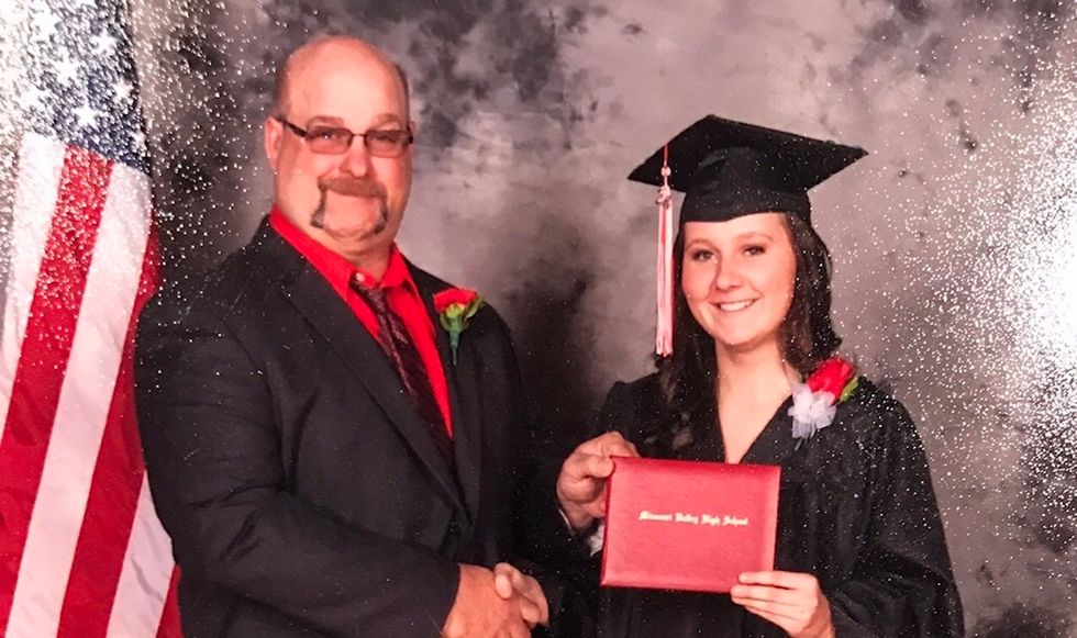 Losing A Parent At 20 Taught Me That Grief Isn't Something You Should Run From