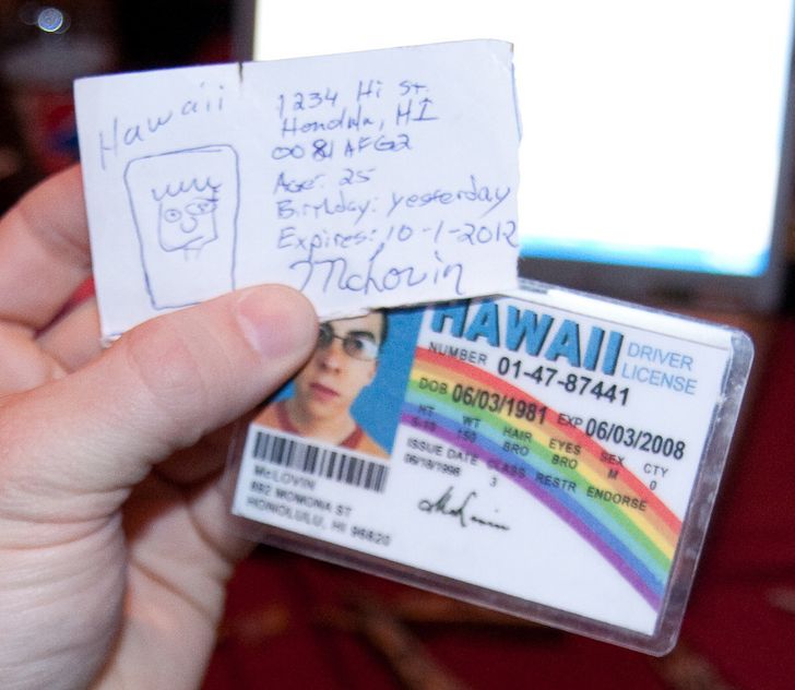 What I Learned When I Tried To Order Fake IDs Online, And Why You Shouldn't Do It