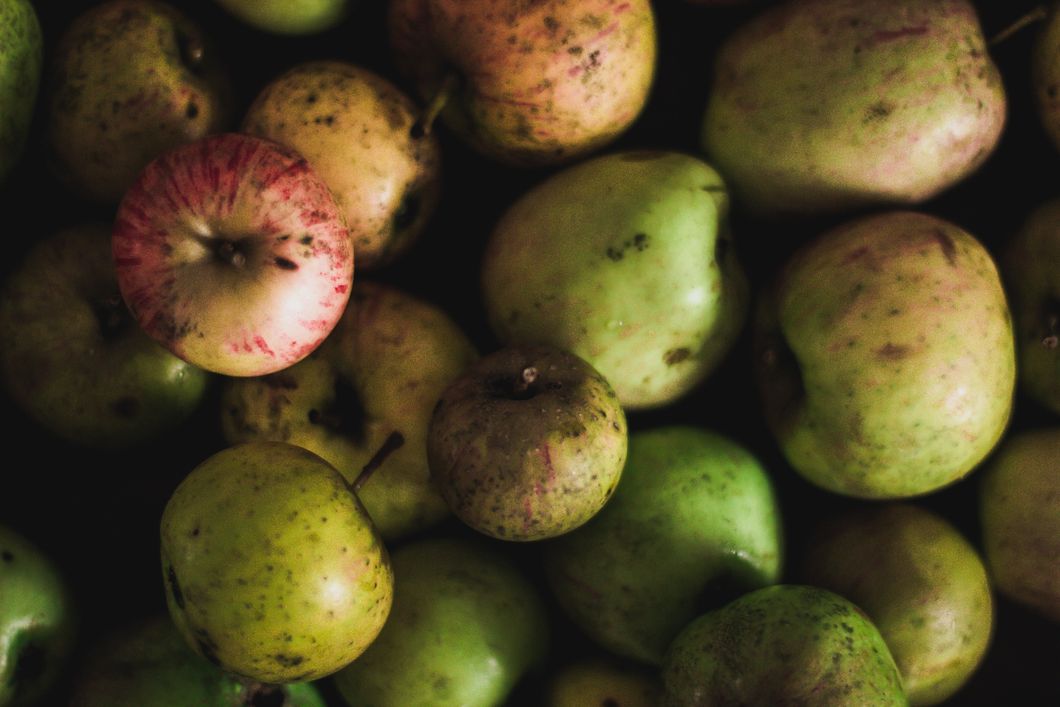 Poetry On Odyessy: Apples Like Aiko