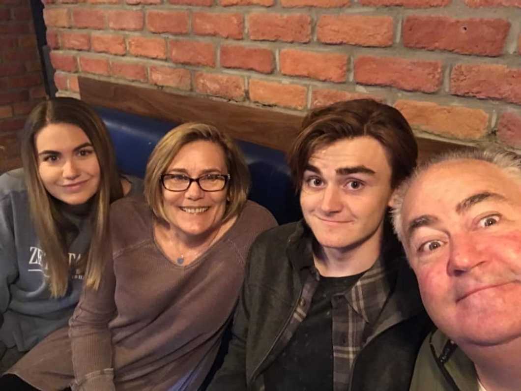 4 Ways My Mom's Cancer Diagnosis Has Changed My Family