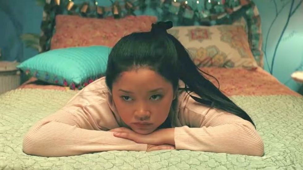 6 Things Shy Girls Do When They Have A Crush, 10 Times Out Of 10