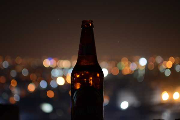 Top 10 Alcohol Drinks College Kids Always Order At The Bar