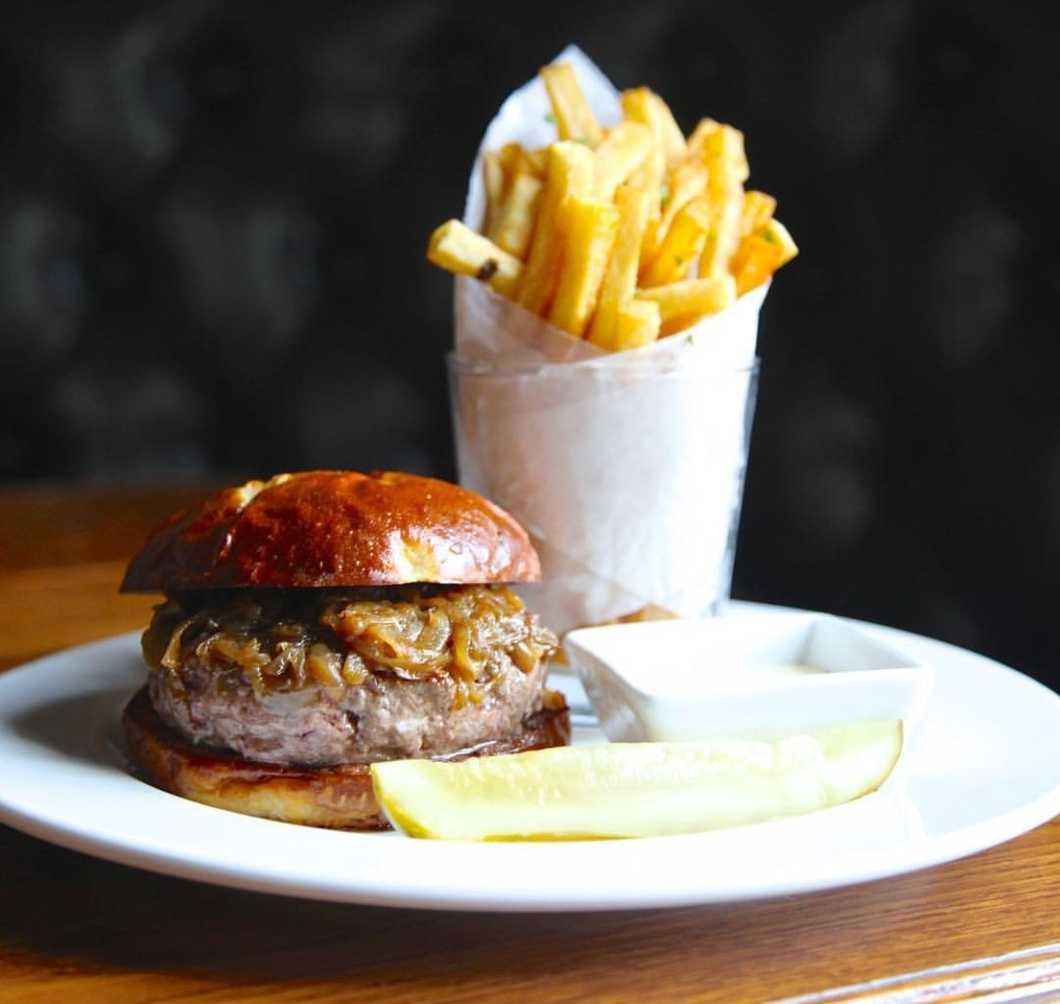 Walk Into A Pub, Sit At The Bar, And The Meal Is History