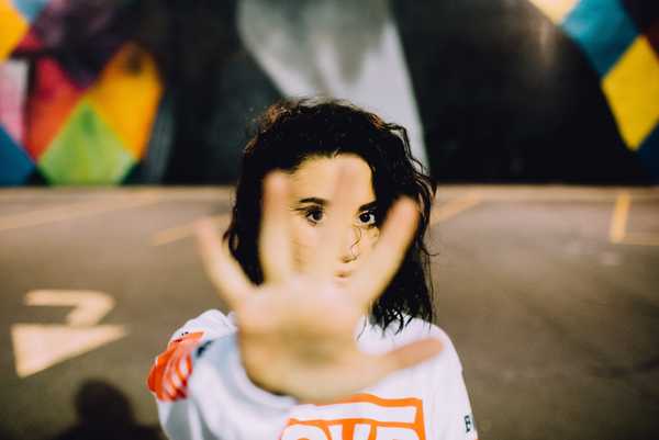 5 Signs You're A People Pleaser And Why You Should Stop
