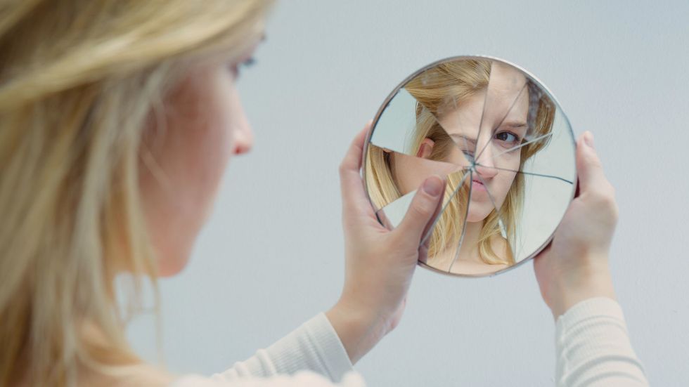 To The Person Struggling With Body Dysmorphia, You're Not Alone