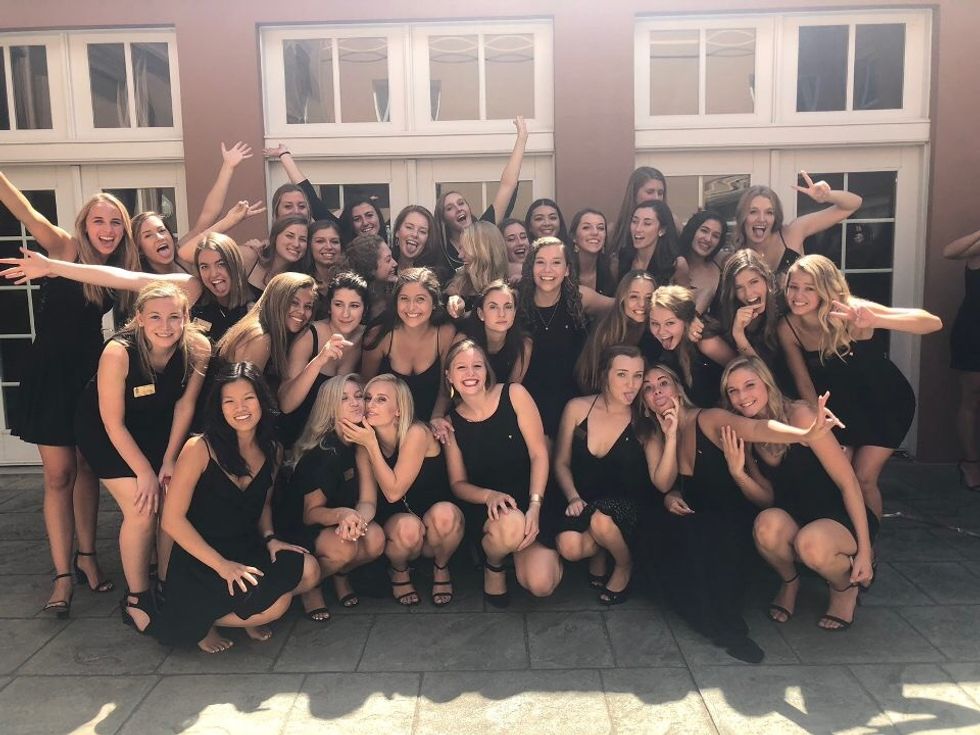 The 6 BEST Things About A Sorority