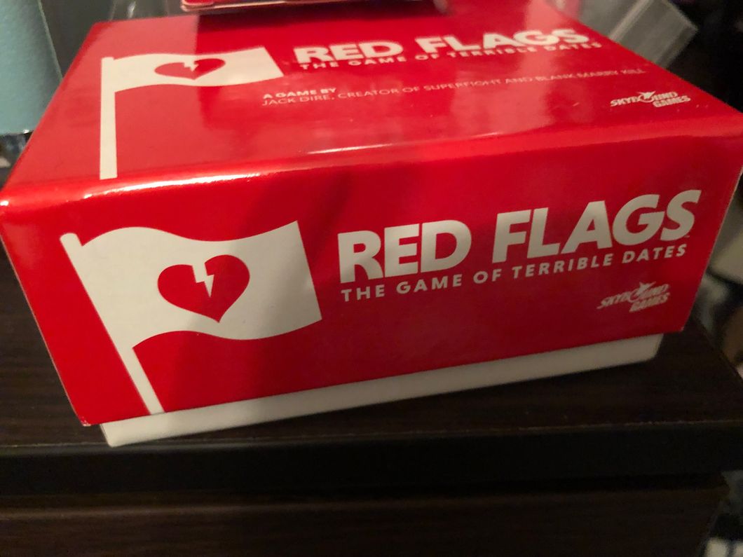 8 Red Flags To Look For In Dating