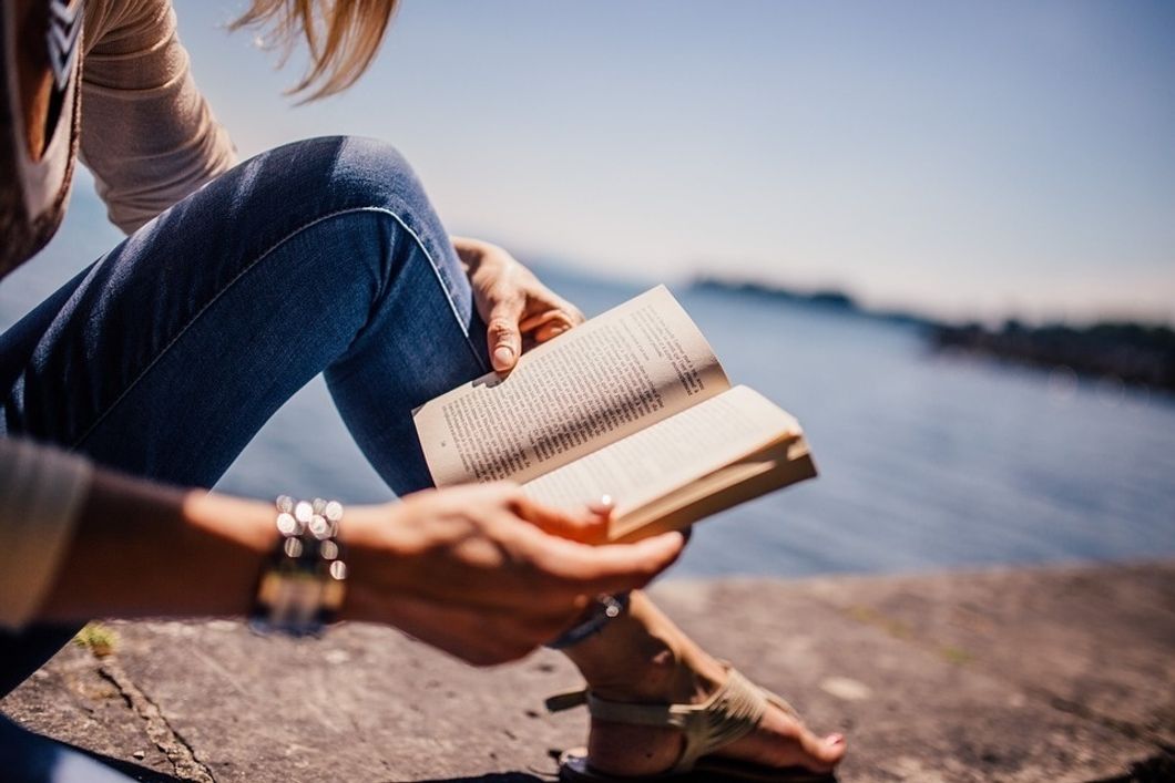 5 Books Every College Girl Needs To Read