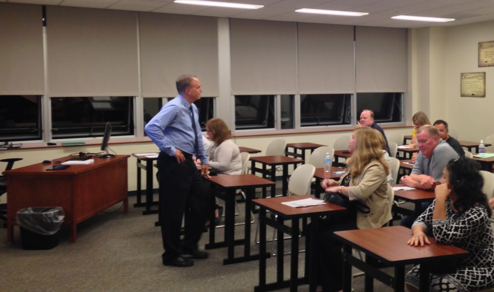 10 Things I'd Rather Do Than Sit In A College Class That Takes Place After 5 PM